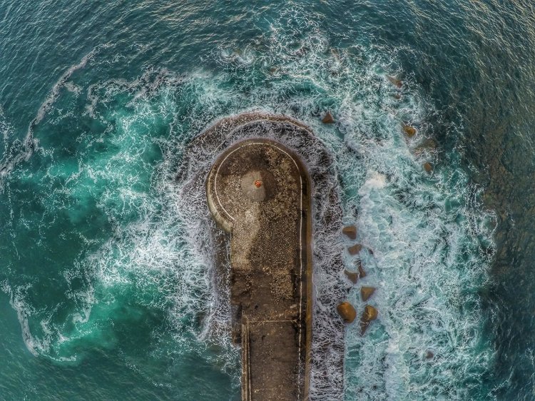Панорамные снимки с высоты птичьего полета, сделанные дроном Панорамные снимки с высоты птичьего полета, сделанные дроном