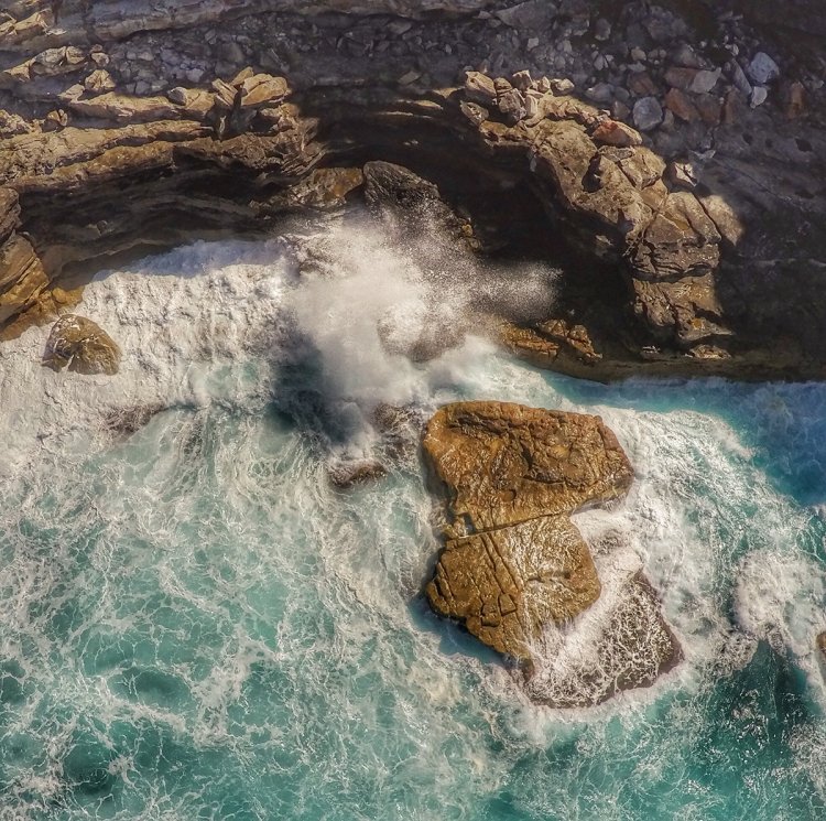 Панорамные снимки с высоты птичьего полета, сделанные дроном Панорамные снимки с высоты птичьего полета, сделанные дроном