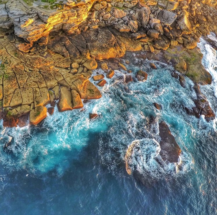 Панорамные снимки с высоты птичьего полета, сделанные дроном Панорамные снимки с высоты птичьего полета, сделанные дроном