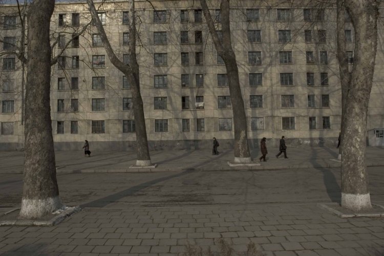 Снимки из Северной Кореи которые сфотографированы и вывезены из страны тайно Снимки из Северной Кореи которые сфотографированы и вывезены из страны тайно