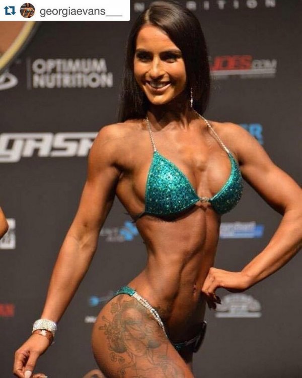 «Самая спортивная женщина Австралии» умерла во сне в 32 года «Самая спортивная женщина Австралии» умерла во сне в 32 года