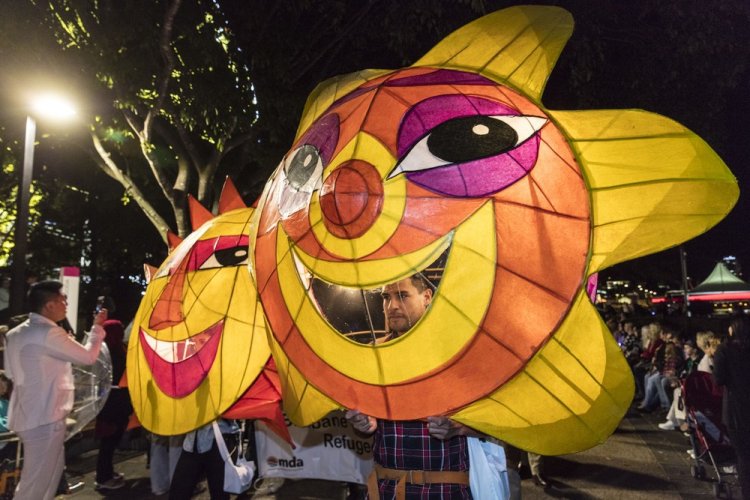 Luminous Lantern Parade в Австралии Luminous Lantern Parade в Австралии
