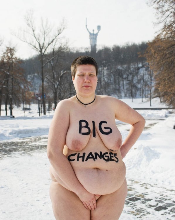 Активистки Femen в фотопроекте «Новые амазонки» Активистки Femen в фотопроекте «Новые амазонки»