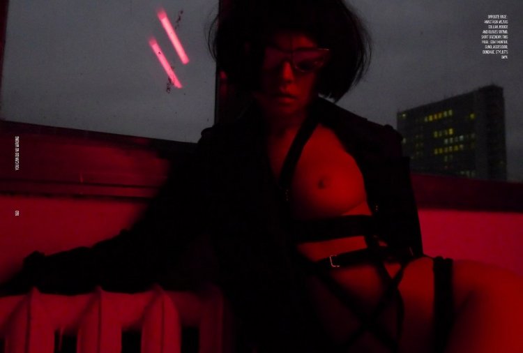 Анастасия Щеглова обнажилась для фотосессии Анастасия Щеглова обнажилась для фотосессии