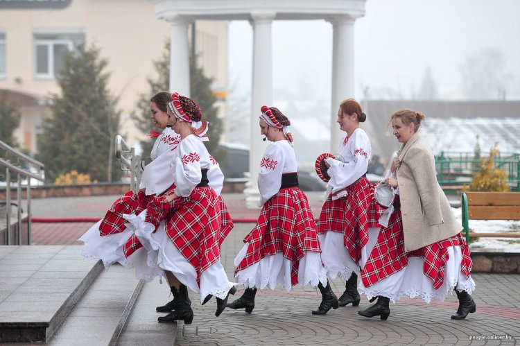 Фоторепортаж с дожинок в Логойске Фоторепортаж с дожинок в Логойске
