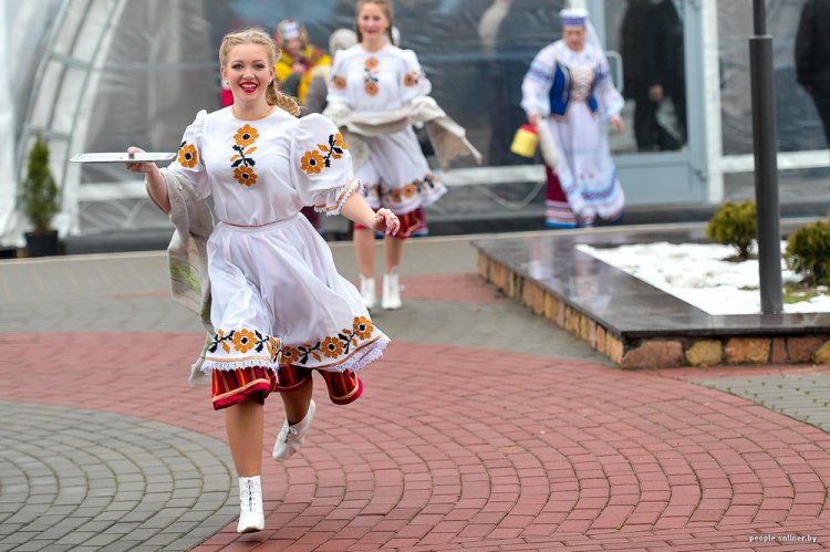 Фоторепортаж с дожинок в Логойске Фоторепортаж с дожинок в Логойске