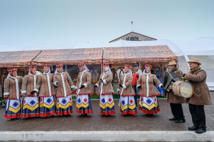 Фоторепортаж с дожинок в Логойске Фоторепортаж с дожинок в Логойске