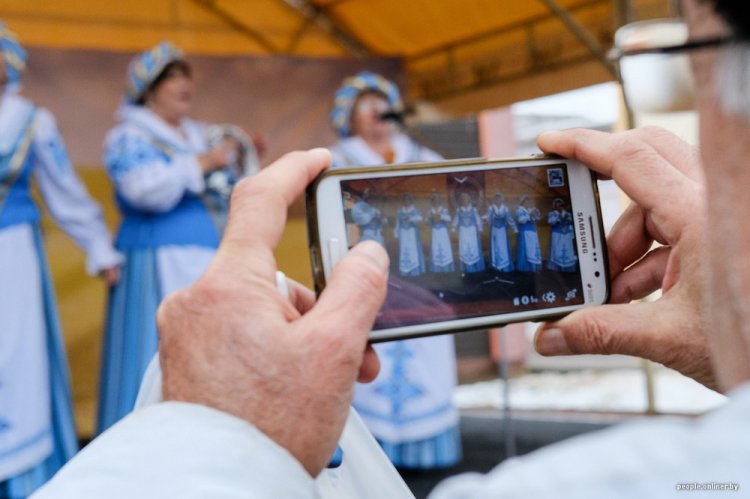Фоторепортаж с дожинок в Логойске Фоторепортаж с дожинок в Логойске