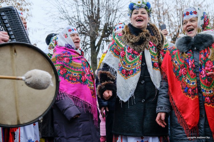 Фоторепортаж с дожинок в Логойске Фоторепортаж с дожинок в Логойске