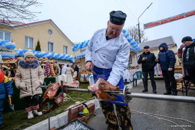 Фоторепортаж с дожинок в Логойске Фоторепортаж с дожинок в Логойске