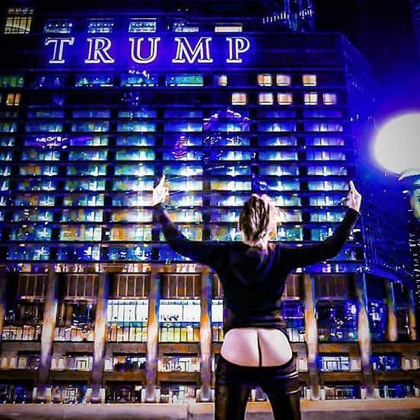 Голой жопой против Трампа Голой жопой против Трампа