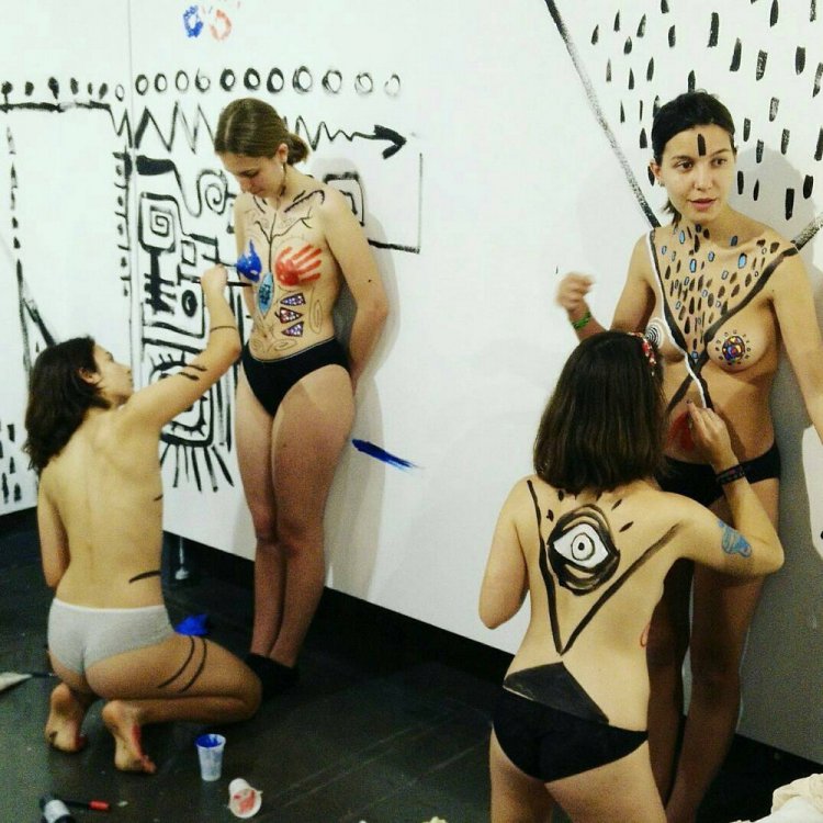 Увлекательный боди-арт от Claudia Sahuquillo Увлекательный боди-арт от Claudia Sahuquillo