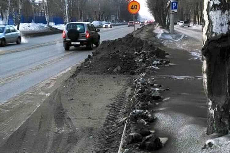 Дышите глубже: черный снег в Кемеровской области Дышите глубже: черный снег в Кемеровской области
